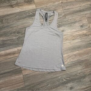 Vuori Lux Performance Gray Racerback Tank UPF, Medium